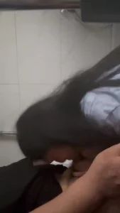 药店小护士露脸沉浸口交最后口爆吞精